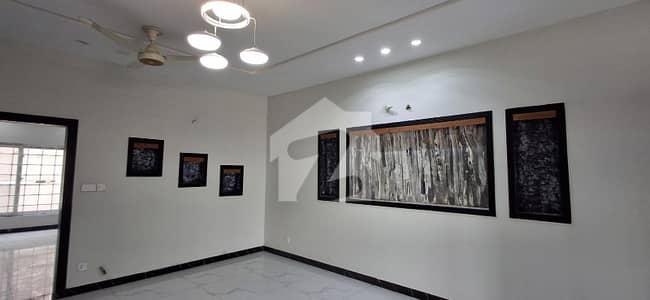10 Marla Non Furnished Upper Portion Available For Rent In Dha Phase 1 10 Marla Non Furnished Upper Portion Available For Rent In Dha Phase 1