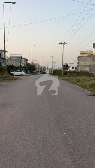 I-11/2 (25x40) Sunface Ideal Location Plot For Sale