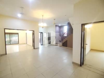 DHA Phase 8 Ex Air Avenue 10 Marla House Hot Location Near Park Mosque
