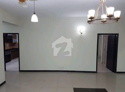 3 Bed Apartment Available For Rent 3 Bed Apartment Available For Rent