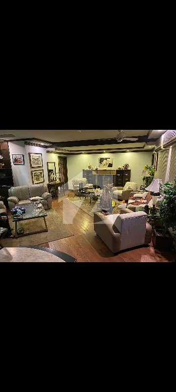 16.5 Corner Beautiful House Near To Park GATED COMMUNITY