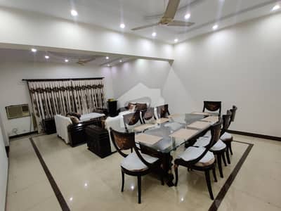 10 MARLA PRIME LOCATION HOUSE