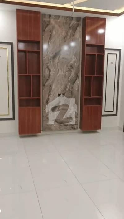 پی ای سی ایچ ایس بلاک 2 پی ای سی ایچ ایس,جمشید ٹاؤن,کراچی میں 4 کمروں کا 10 مرلہ زیریں پورشن 2.4 لاکھ میں کرایہ پر دستیاب ہے۔