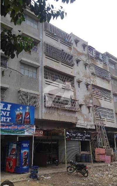 Tariq Plaza 1st Floor 2 Bed DD Location Main Road Facing Green Bus Stop Nagen Chorangi
