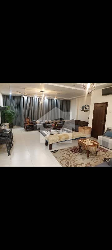 1 KANAL BEAUTIFUL PRIME LOCATION HOUSE FOR SALE 1 KANAL BEAUTIFUL PRIME LOCATION HOUSE FOR SALE