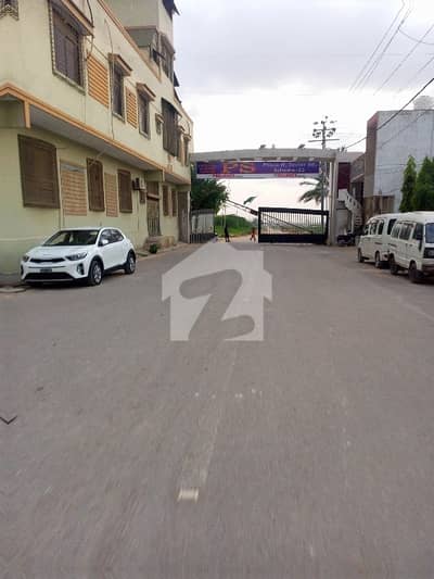 Own A Lower Portion In 120 Square Yard Karachi