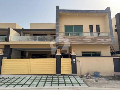 عسکری 6 ملیر کنٹونمنٹ,کینٹ,کراچی میں 5 کمروں کا 12 مرلہ مکان 6.99 کروڑ میں برائے فروخت۔ عسکری 6 ملیر کنٹونمنٹ,کینٹ,کراچی میں 5 کمروں کا 12 مرلہ مکان 6.99 کروڑ میں برائے فروخت۔