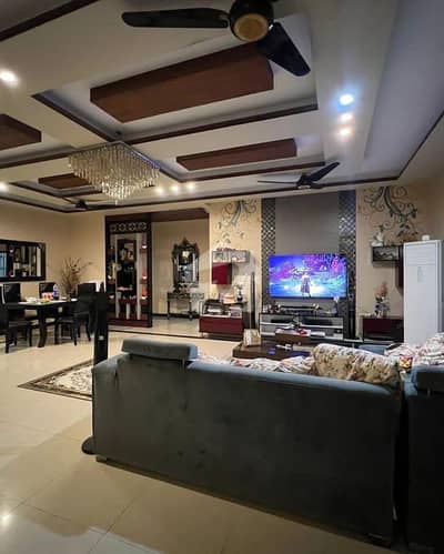 400 Yards Well Mentioned House For Sale.