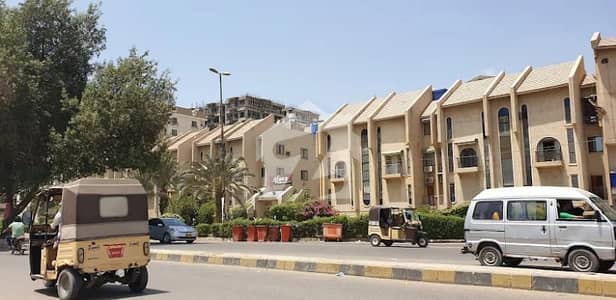 Spacious West Open Flat Is Available For Sale In Ideal Location Of Gulistan-E-Jauhar - Block 3-A