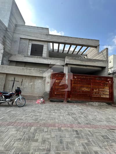 شالیمار کالونی ملتان میں 5 کمروں کا 7 مرلہ مکان 1.75 کروڑ میں برائے فروخت۔ شالیمار کالونی ملتان میں 5 کمروں کا 7 مرلہ مکان 1.75 کروڑ میں برائے فروخت۔
