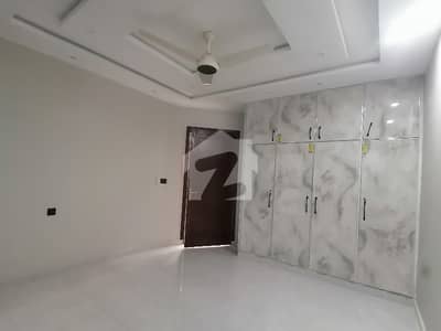 Near to Park 5 Marla House For sale In Park View City