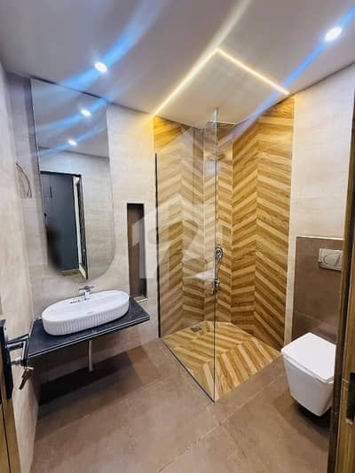 Ideal Near to Park House In Park View City Available For Rs. 18500000 Ideal Near to Park House In Park View City Available For Rs. 18500000