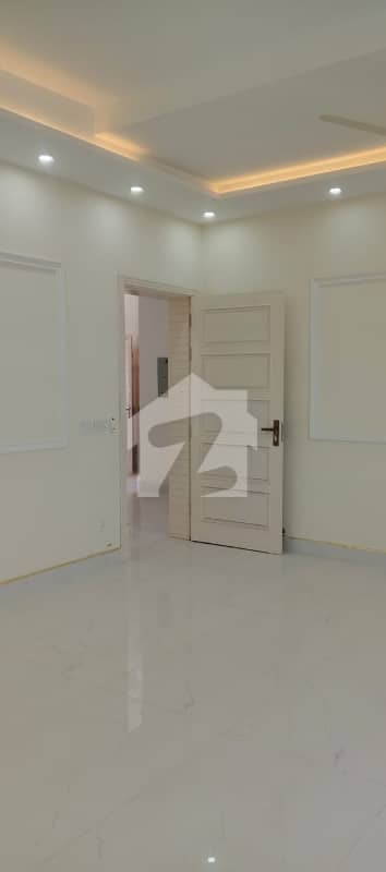 Spacious 1 Kanal Full House With 6 Beds Tv Lounge Drawing & Dining Area, And A Well-Designed Kitchen For Rent In DHA Phase 5 Islamabad