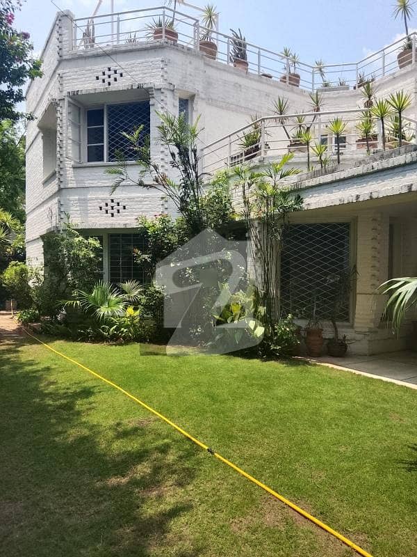 House Is Available For Rent In F-8 House Is Available For Rent In F-8