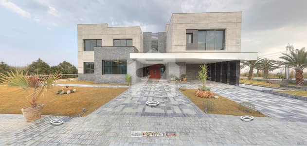 2 Kanal House In Stunning Eighteen Is Available For Sale