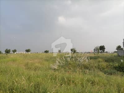 Prime Location 1 Kanal House For sale In DHA Phase 7 - Block Y Lahore In Only Rs. 85000000 Prime Location 1 Kanal House For sale In DHA Phase 7 - Block Y Lahore In Only Rs. 85000000