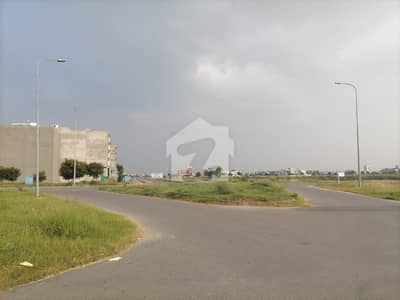 Prime Location DHA Phase 7 - Block X House Sized 1 Kanal Prime Location DHA Phase 7 - Block X House Sized 1 Kanal