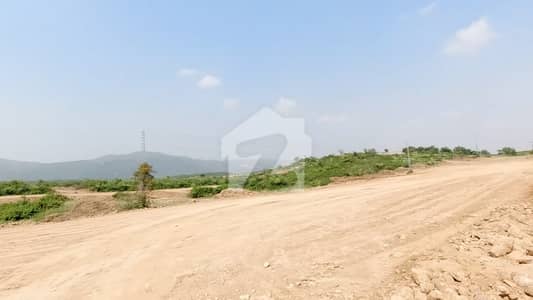 سی پندرہ اسلام آباد میں 1 کنال رہائشی پلاٹ 3.95 کروڑ میں برائے فروخت۔