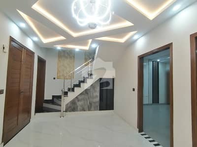 A On Excellent Location House Of 5 Marla In Park View City A On Excellent Location House Of 5 Marla In Park View City