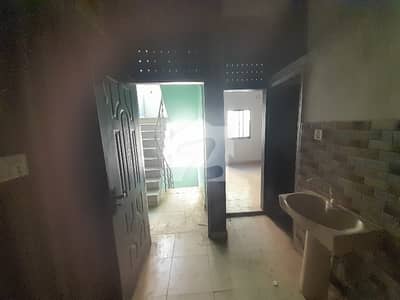 Stunning 45 Square Yards Flat In Allah Wala Town - Sector 31-G Available