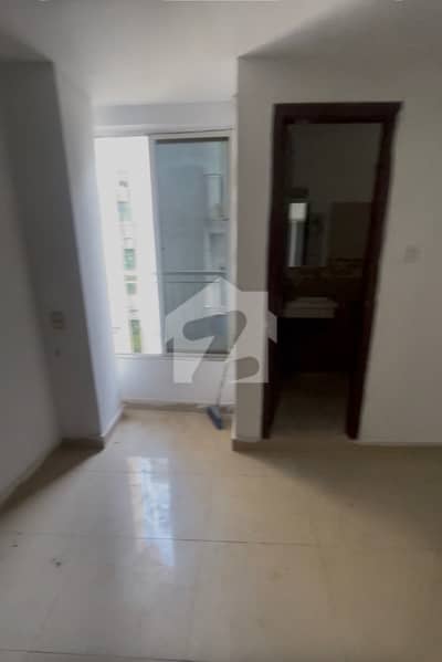 1 Bed Non Furnish Apartment For Rent In Ovaisco Heights 1 Bed Non Furnish Apartment For Rent In Ovaisco Heights