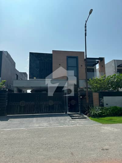 1 KANAL ULTRA MODREN Portion IN EDEN CITY NEAR DHA PHASE 8 AIR AVENUE