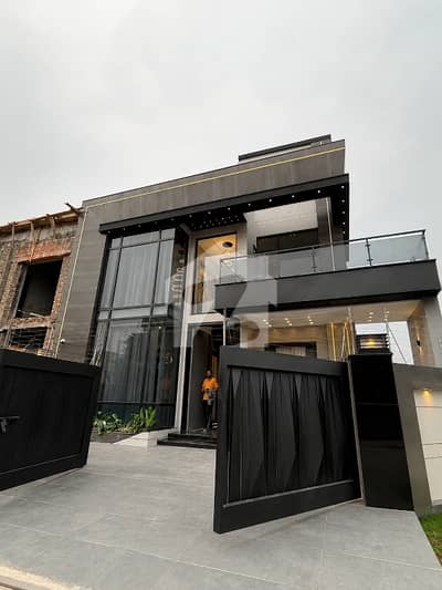 10 Marla Modern House for Rent | DHA Phase 8 Ex Air Avenue