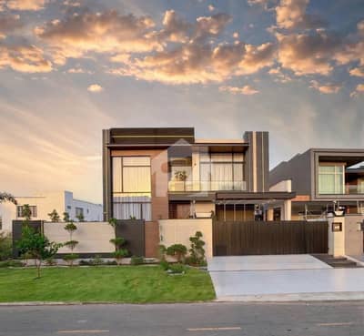 1 KANAL BRAND NEW ULTRA MODREN DESGIN HOUSE FOR RENT DHA PHASE 7