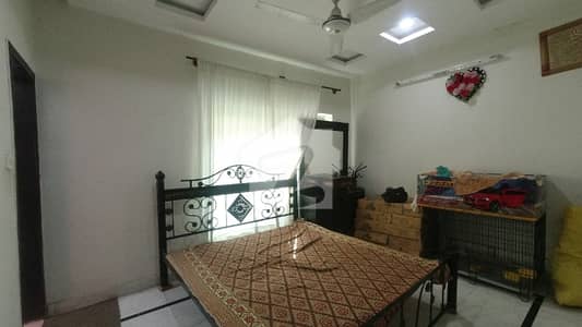 ڈی ۔ 17 اسلام آباد میں 3 کمروں کا 4 مرلہ مکان 1.25 کروڑ میں برائے فروخت۔