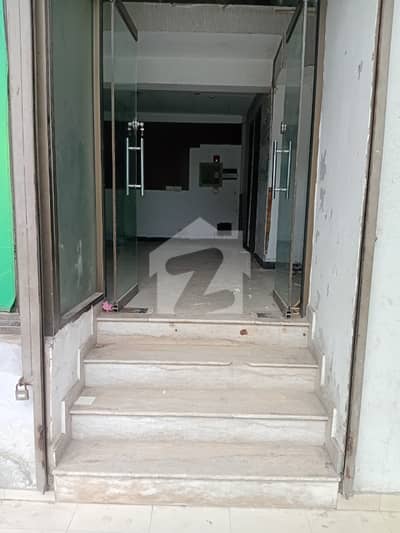 4 MARLA GROUND FLOOR FOR RENT WITH MAZANINE