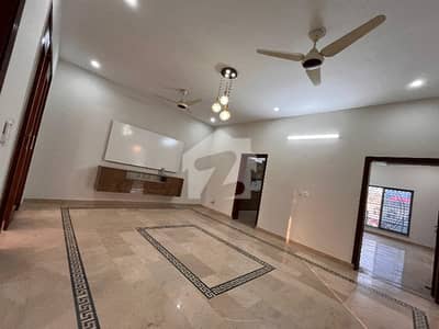 14 Marla (40x80) Beautiful Brand New First Entry Upper Portion Available For Rent In G-13/1 Islamabad