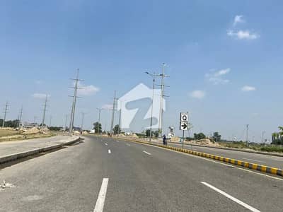 ڈی ایچ اے فیز9 پریزم - بلاک ایم ڈی ایچ اے فیز9 پریزم,ڈی ایچ اے ڈیفینس,لاہور میں 1 کنال رہائشی پلاٹ 2.6 کروڑ میں برائے فروخت۔
