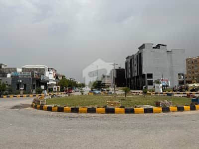 ایف ۔ 17 اسلام آباد میں 8 مرلہ رہائشی پلاٹ 68.0 لاکھ میں برائے فروخت۔