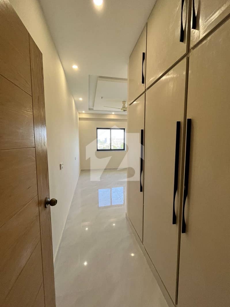 4 Bedroom Apartment available for sale in E11/1 4 Bedroom Apartment available for sale in E11/1