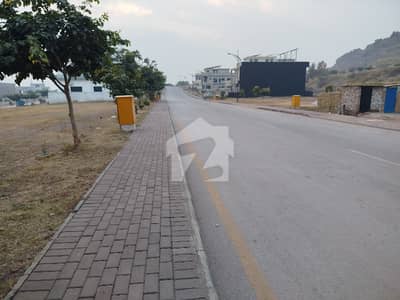 بحریہ انکلیو - سیکٹر سی1 ایکسٹینشن بحریہ انکلیو,بحریہ ٹاؤن,اسلام آباد میں 10 مرلہ رہائشی پلاٹ 1.65 کروڑ میں برائے فروخت۔