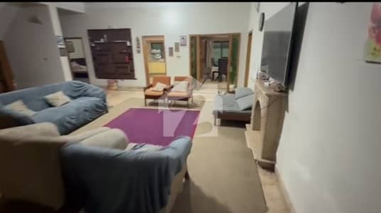 چکلالہ سکیم 3 چکلالہ سکیم,راولپنڈی میں 6 کمروں کا 1 کنال مکان 7.3 کروڑ میں برائے فروخت۔