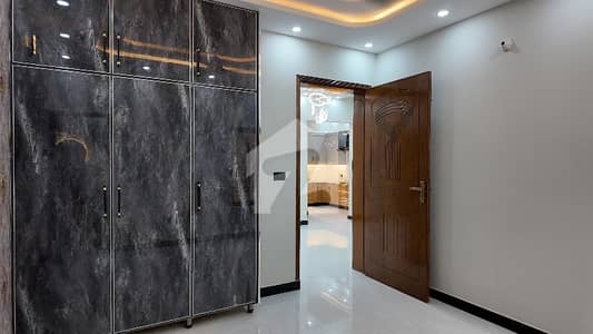 8 Marla Multiple Portion Available For Rent In Bismillah Housing Scheme GT Road Lahore
