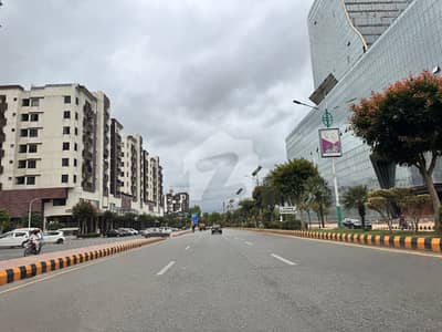 I Am Selling 10 Marla Plot In Block V On Good Location