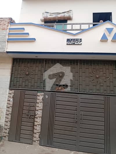 ایم اے جناح روڈ ملتان میں 4 کمروں کا 5 مرلہ مکان 90.0 لاکھ میں برائے فروخت۔