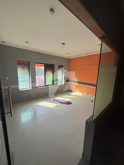 1200 SQF Space Available For Rent