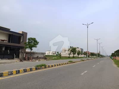ڈی ایچ اے 9 ٹاؤن ۔ بلاک ڈی ڈی ایچ اے 9 ٹاؤن,ڈیفنس (ڈی ایچ اے),لاہور میں 5 مرلہ رہائشی پلاٹ 1.35 کروڑ میں برائے فروخت۔ ڈی ایچ اے 9 ٹاؤن ۔ بلاک ڈی ڈی ایچ اے 9 ٹاؤن,ڈیفنس (ڈی ایچ اے),لاہور میں 5 مرلہ رہائشی پلاٹ 1.35 کروڑ میں برائے فروخت۔