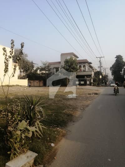 10 Marla Pair & Corner Plots for Sale in Marghazar Society, Lahore Prime Location