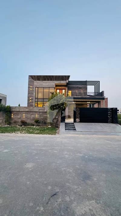 1 Kanal Fully Luxury Modern House For Sale DHA Multan  An Outstanding 1 Kanal Flly Luxury Modern