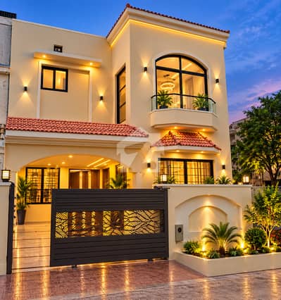 Corner House Of 5 Marla Is Available For sale In Bahria Town Phase 8