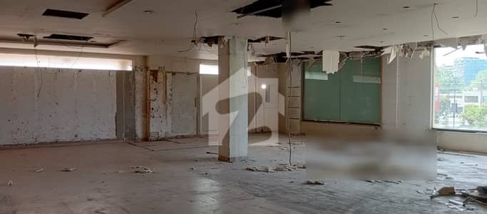 Your Search For On Excellent Location Shop In Lahore Ends Here