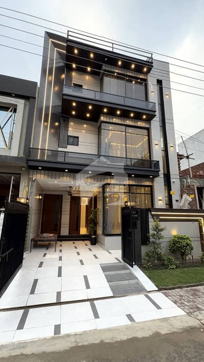 Central Park Housing Scheme 5 Marla House Up For sale