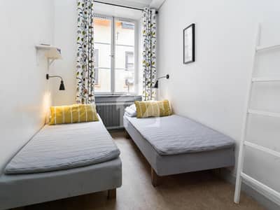 Accommodation/ Room For Rent For Female Students And Working Women