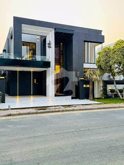 20 Marla House for Sale in D-12 Islamabad 7 Beds, 6 Baths | Investor Rate