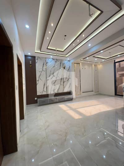 5 Marla Lower Portion For Rent In Topaz Block, Park View City Lahore