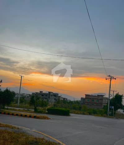 5 Marla Plot Available For Sale In RMT Zone 4 Sector C